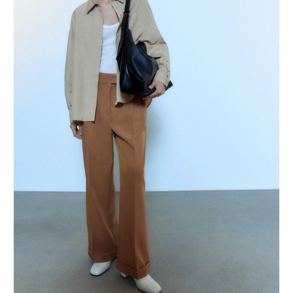 ZARA WIDE LEG PLEATED FITTED TURNED UP HEM PANTS - Picture 3 of 8